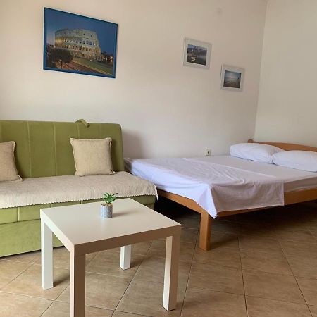 Apartmani Ivana Tivat Exterior photo