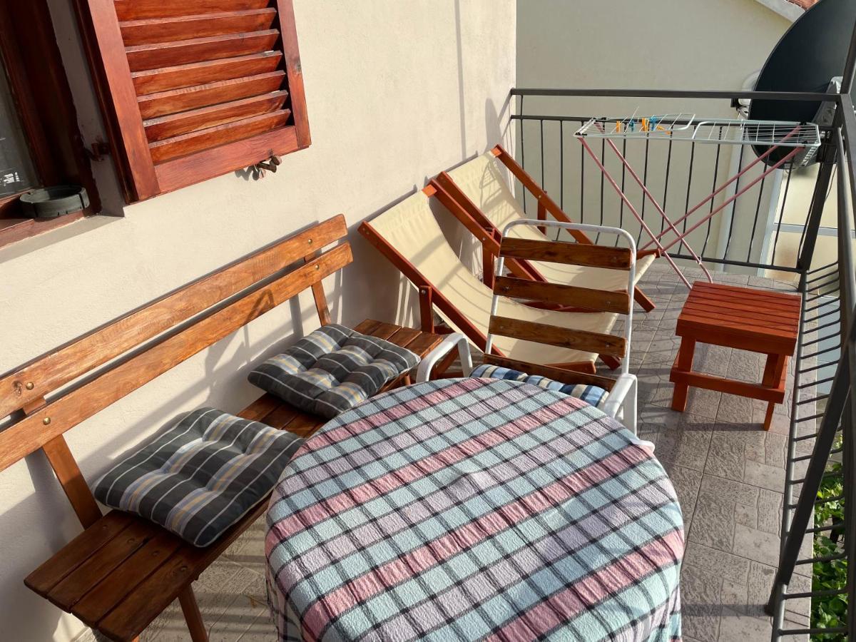 Apartmani Ivana Tivat Exterior photo