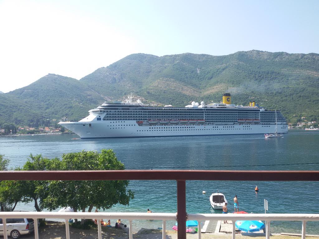 Apartmani Ivana Tivat Exterior photo