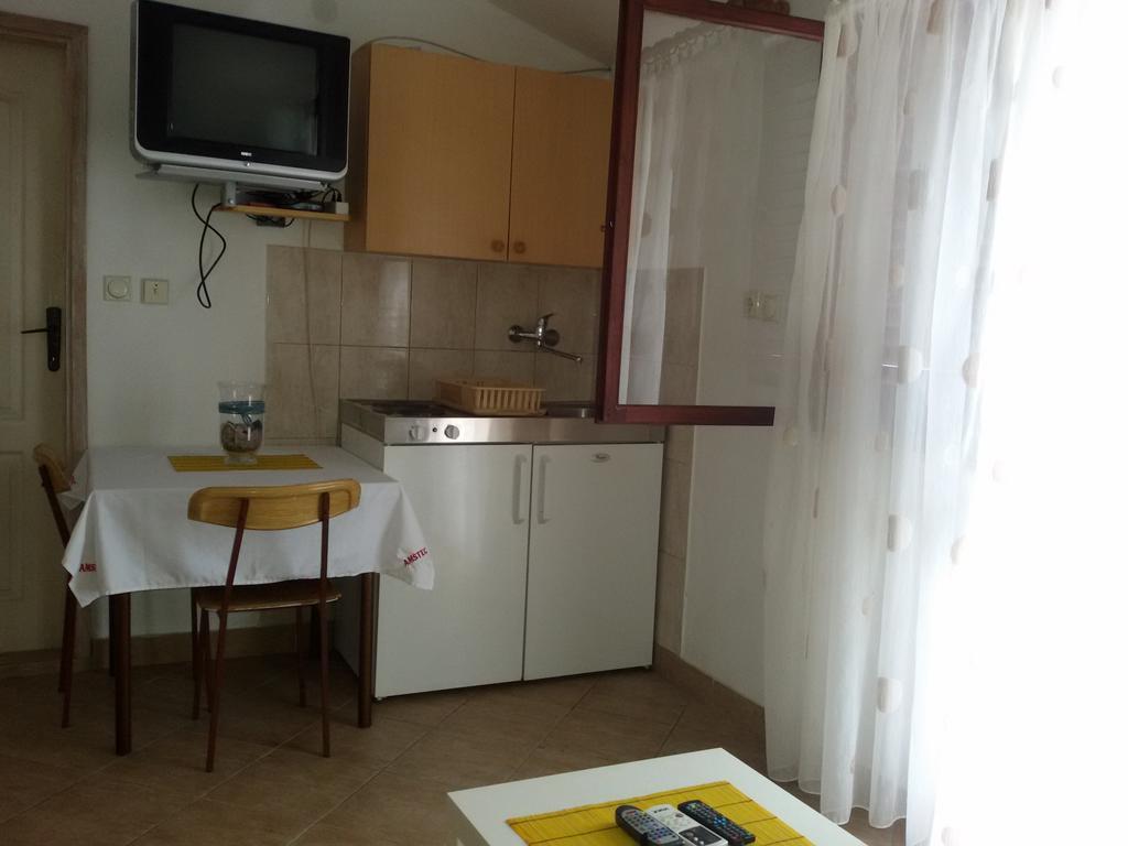 Apartmani Ivana Tivat Exterior photo